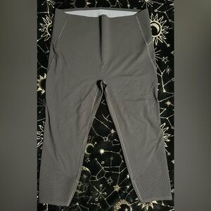 SPANX Every Wear Laser Wave 7/8 Leggings